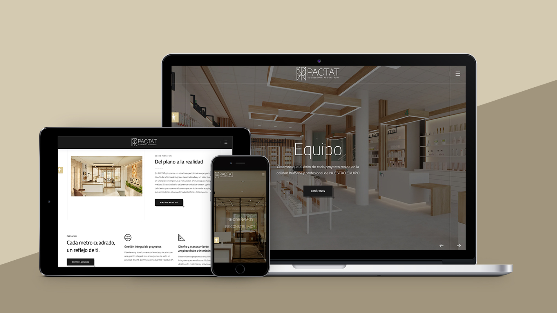 Dispositivos mostrando la web de diseño pactat